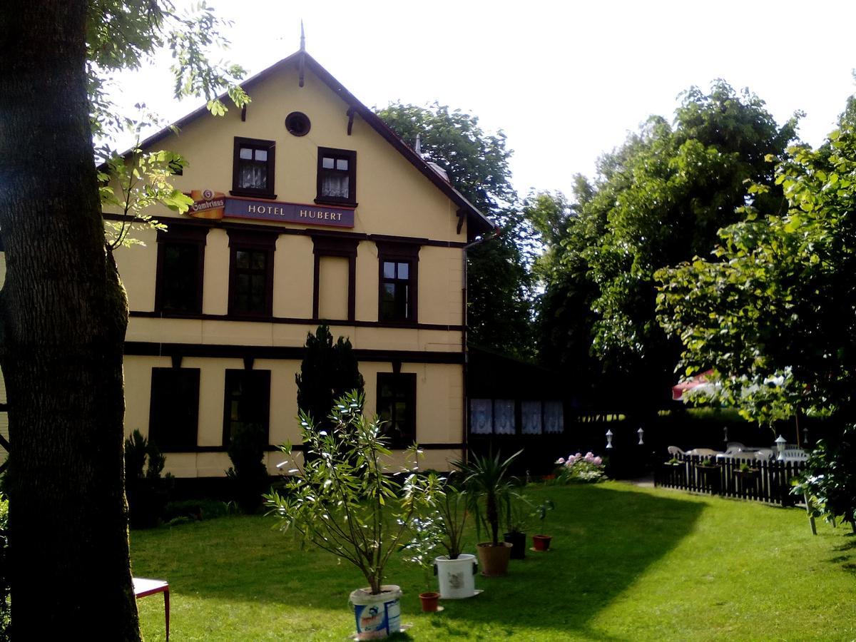 Hotel Hubert Hrensko Exterior photo