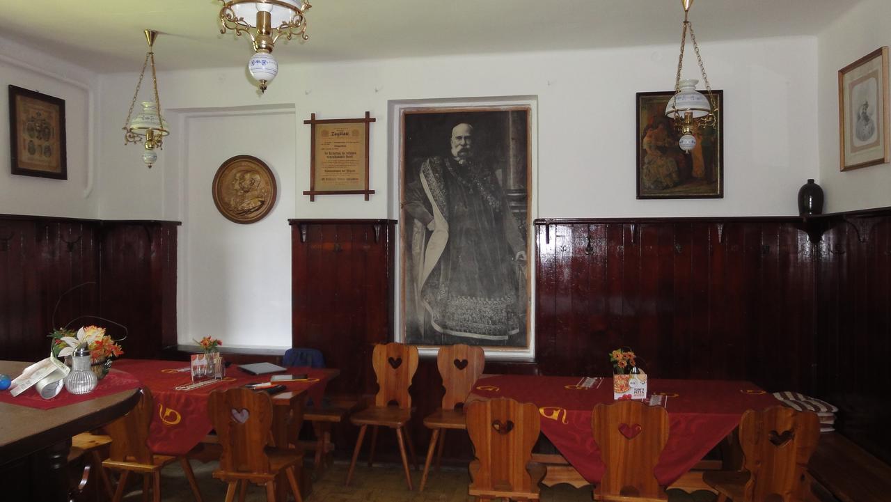 Hotel Hubert Hrensko Exterior photo