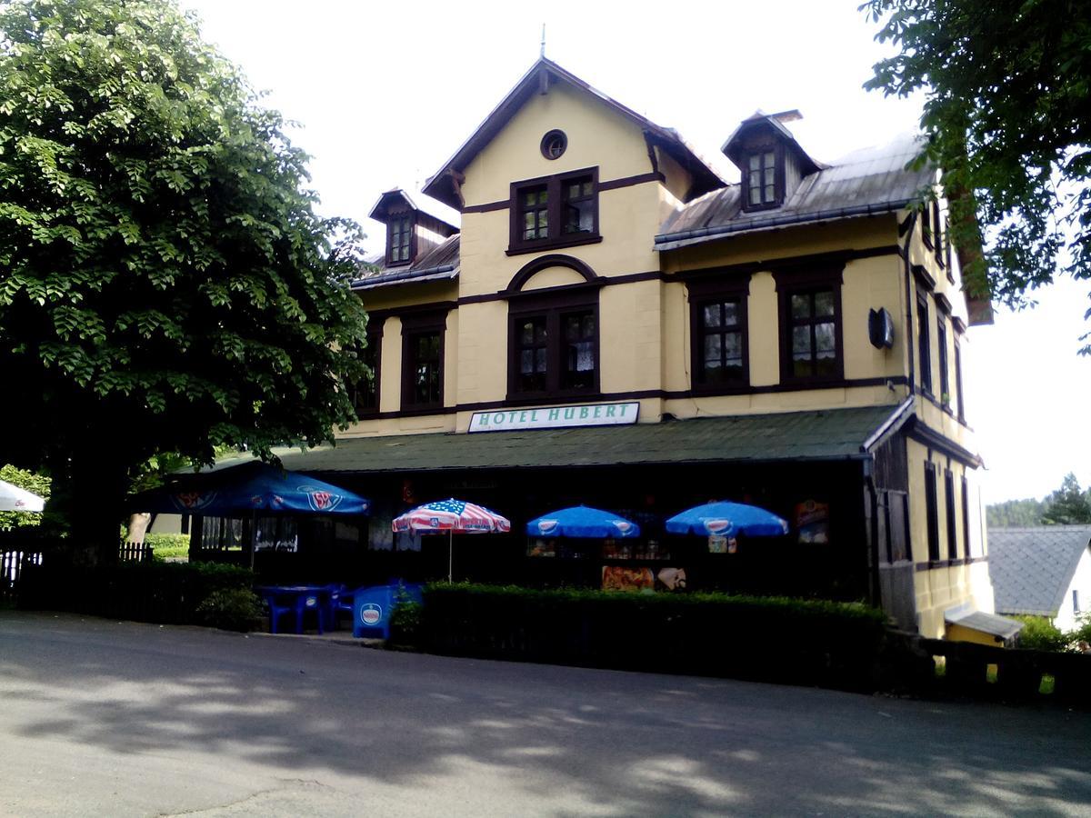 Hotel Hubert Hrensko Exterior photo